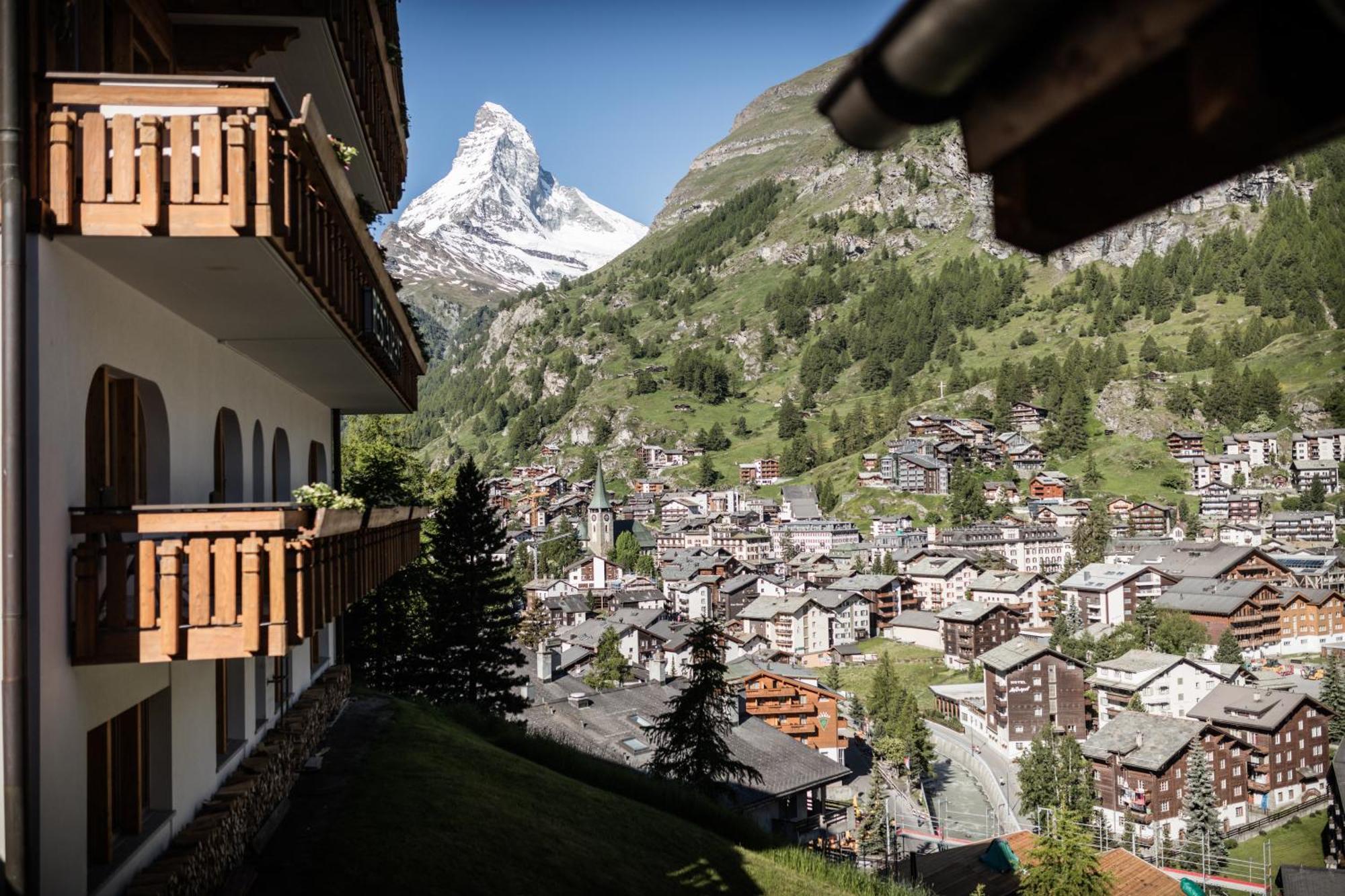 Petit Chalet By Schoenegg Церматт Екстер'єр фото